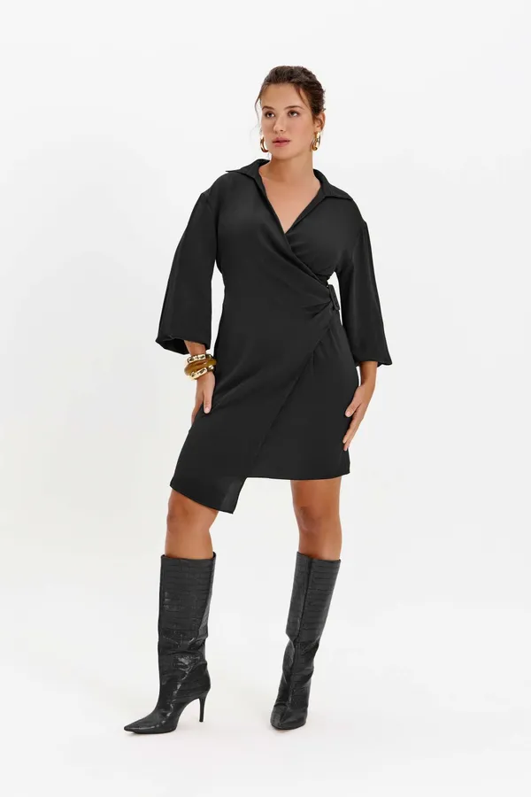 Vestido Curto Transpassado Detalhe Cintura